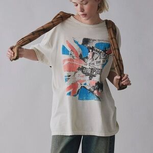 Urban Outfitters Sex Pistols Graphic Tee sz S/M